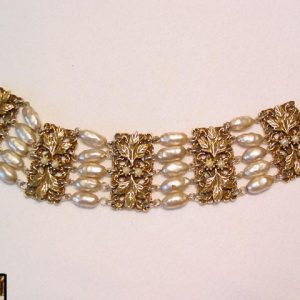 Tara Wide Baroque Pearl Bracelet