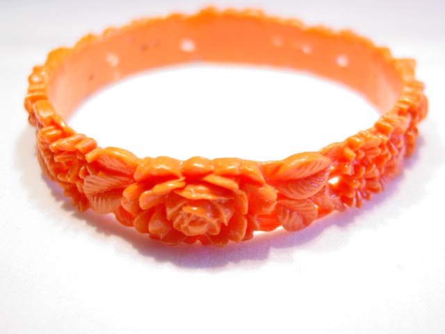Old Plastic Coral-Colored Flowered Bangle Bracelet