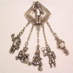 People Charms Fur Clip