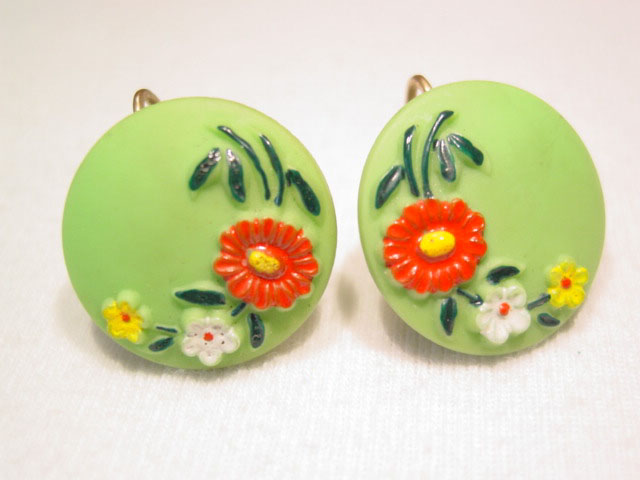 Satin Glass Floral Green Earrings