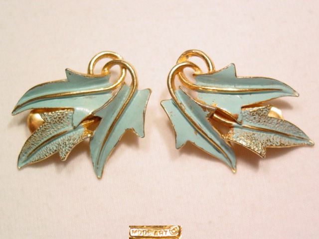 Mode Art Blue Leaves Earrings