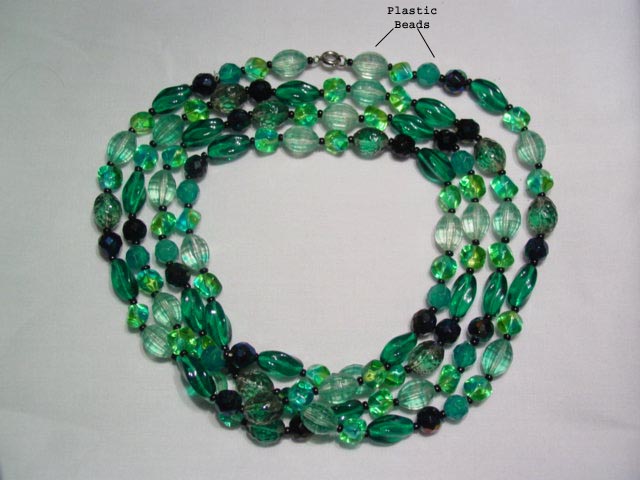 Beautiful Forest Green Glass Necklace