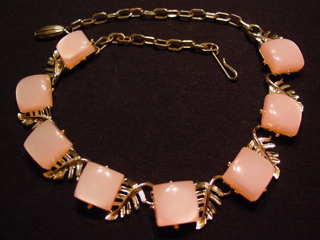 Pink Moonglow Plastic Squares and Leaves Choker