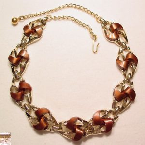 Brown Thermoset Dodds Choker