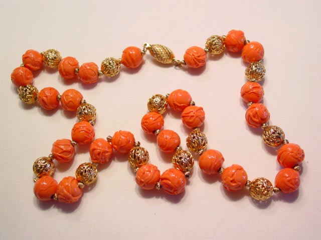 Coral-Colored Art Glass Beads Necklace