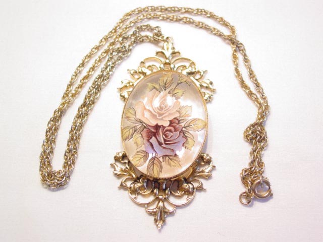 Glass Rose Cabachon Necklace