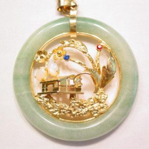 Wonderful Jade-Framed House and Floral Necklace