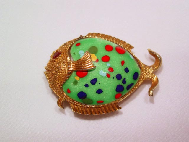 Green Enamel Spotted Fish Pin