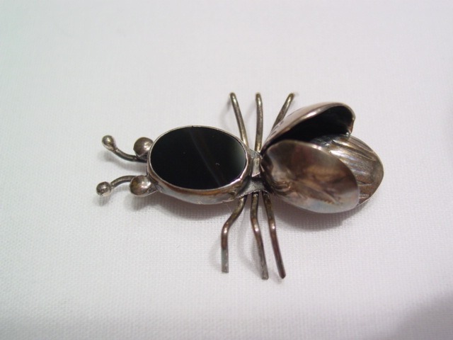 Onyx Bug Pin