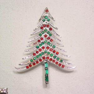 Dodds Red and Green Christmas Tree Pin