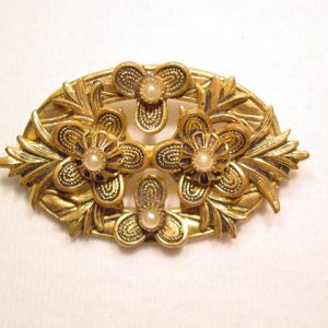 Floral and Pearl Oval Pin