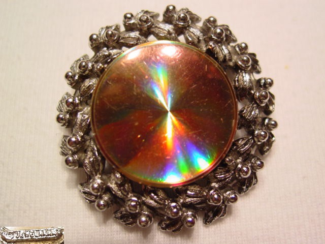 Silvertone Jewelarama Iridescent Wreath Pin