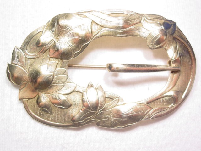 Light Goldtone Art Nouveau Belt Buckle Pin