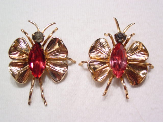 Pink Bug Scatter Pins