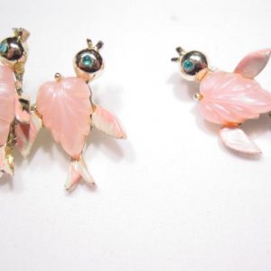 Pink Plastic Bird Scatter Pins