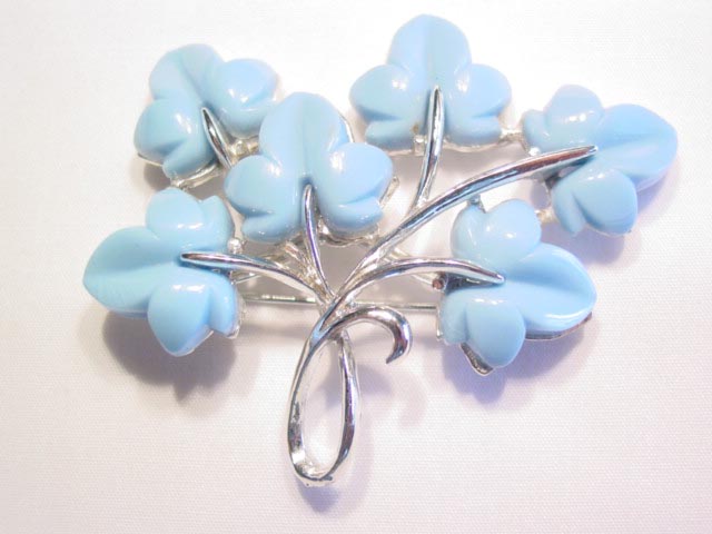 Blue Leaves Pin