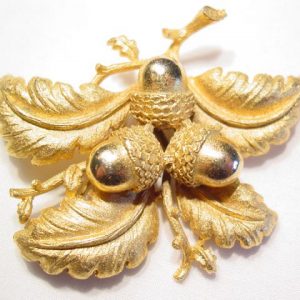 1966 Goldtone HOBCO Acorns and Leaves Pin