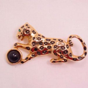Leopard with a Ball Pin
