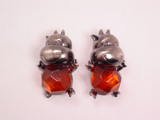 Matching Hippo Pins