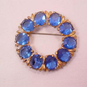 Goldtone Wreath of Blue Rhinestones Pin/Pendant