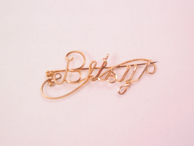 Gold-Filled Wire “Betsy” Pin