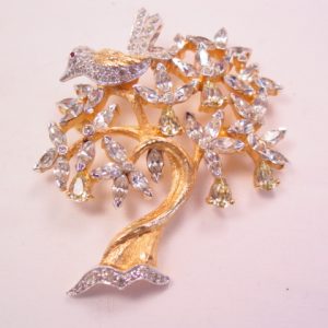 Beautiful Jomaz Rhinestone Partridge in a Pear Tree Pin