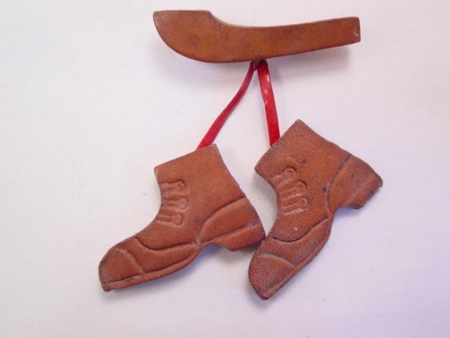 Old Brown Leather Shoes Pin