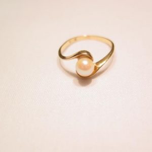 10K Cultured Pearl Ring