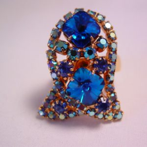 Stunning Fish-Shaped Juliana-Style Blue Rhinestone Ring