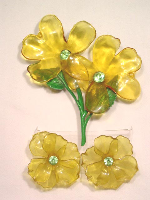 Yellow Transparent Flower Pin and Earrings Set