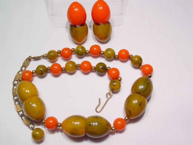 Orange and Olive Bakelite Necklace and Earrings Set