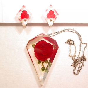 Kite Shaped Lucite Roses Necklace and Earrings Set