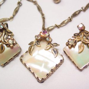 Triad Mother of Pearl Necklace and Earrings