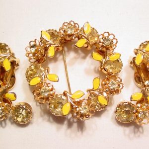 Frilly Yellow Wreath Pin and Matching Earrings