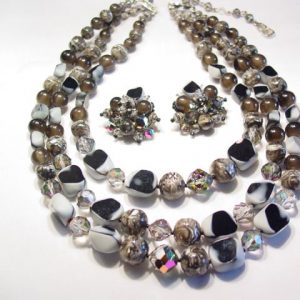 Shades of Gray Necklace and Earrings Set