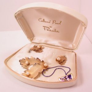 Pakula Leaves with Cultured Pearl in Original Box